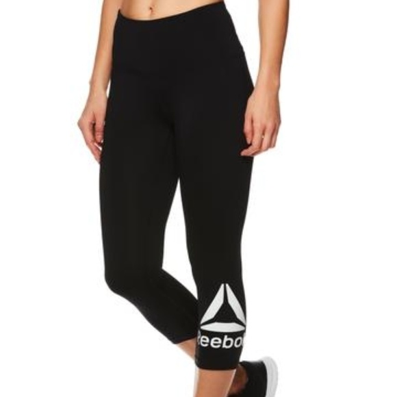 Reebok Women's Wanderlust Highrise Capri Leggings - Picture 1 of 4